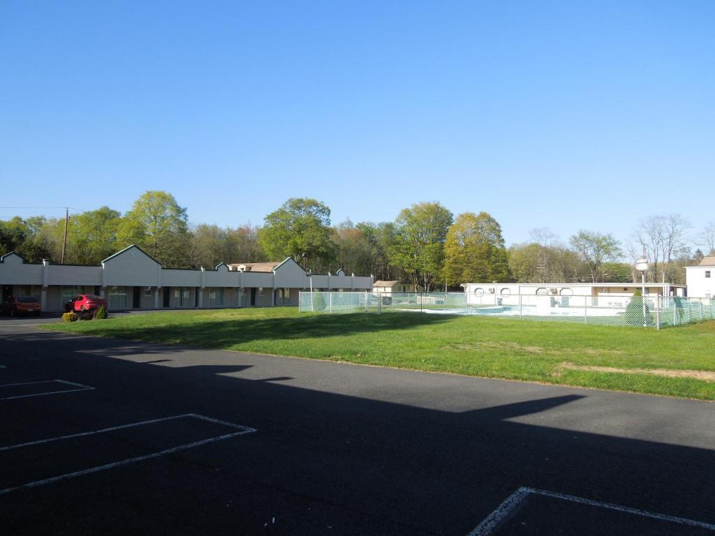 Value Inn East Stroudsburg Marshalls Creek エクステリア 写真